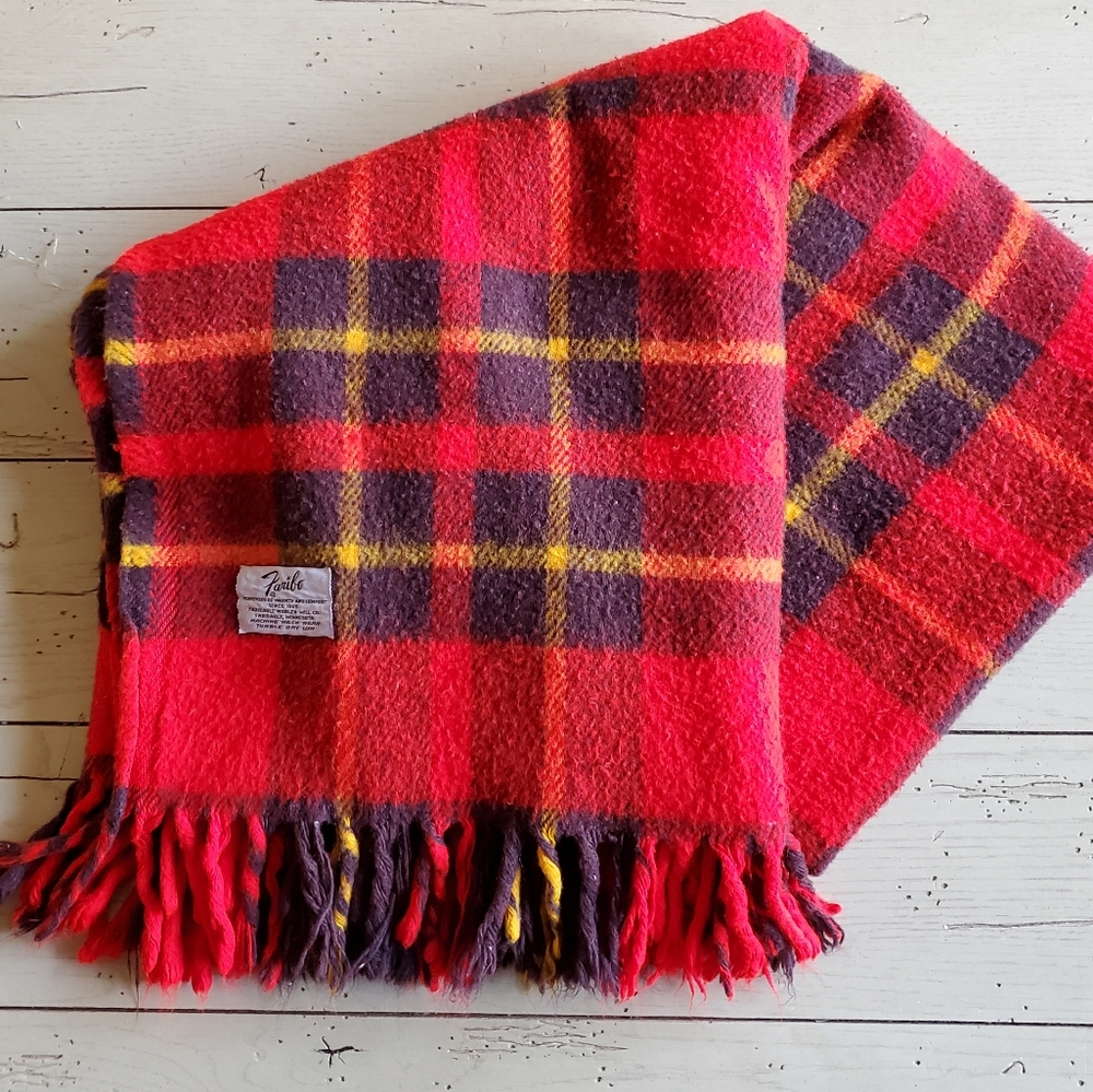 Faribo Faribault Woolen Tartan Fringed Throw